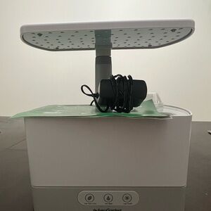 AeroGarden Harvest -White-good used condition-fresh herbs all year!